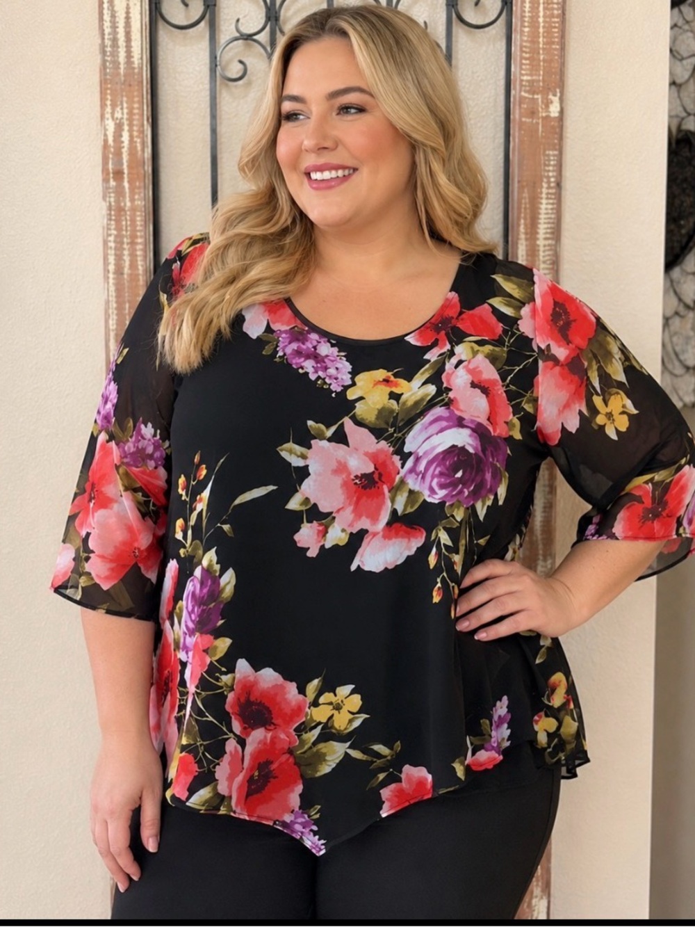 Avenue women’s top